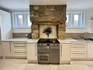 Kitchen- click for photo gallery